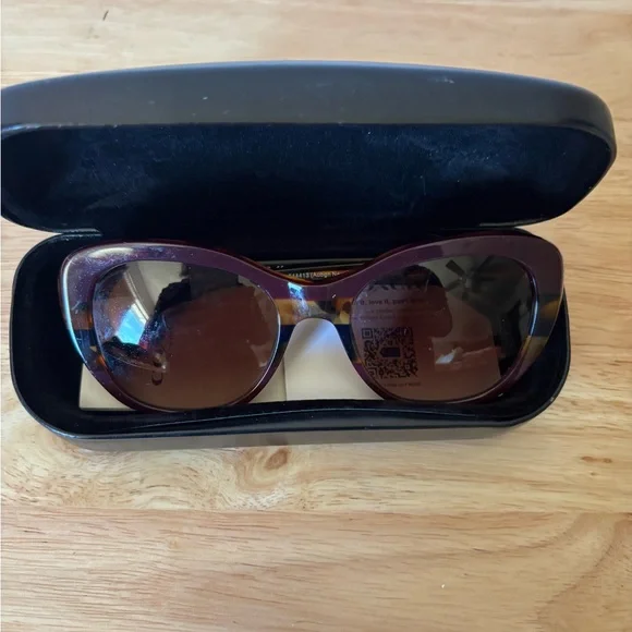 Coach Tortoise Brown and Gold Sunglasses, Coach Cat Eye Sunglasses Case Included - Picture 5 of 16